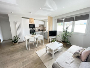 Superbe appartement 3 pièces centre de cannes pied